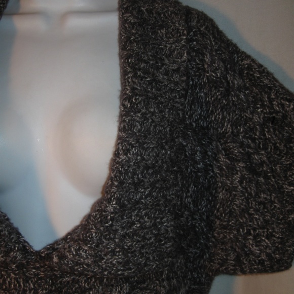 Anthro Lux Deep V-Neck Cableknit Sweater M - Picture 2 of 5